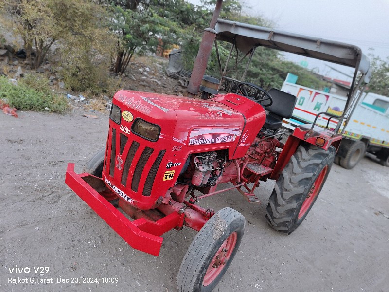 Mahindra 275Di...