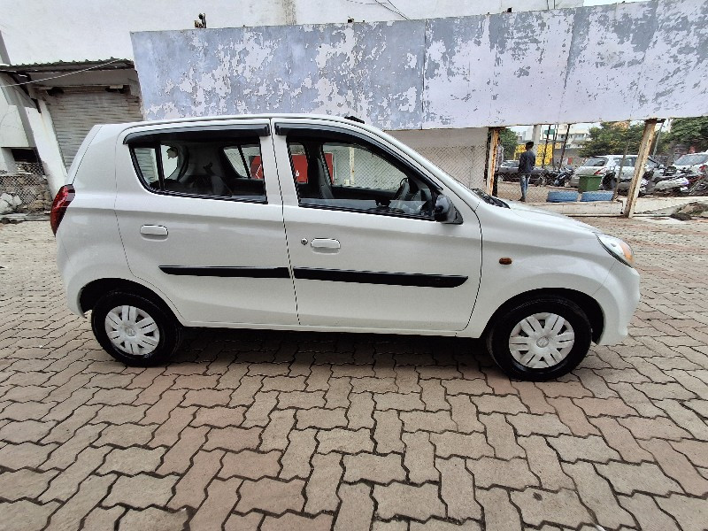 Alto 800 LXI pe...