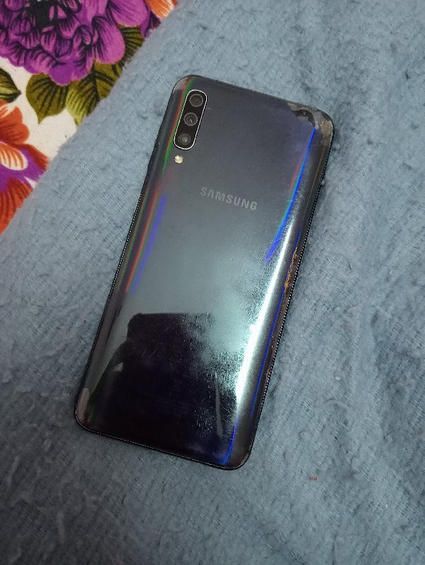 Samsung A50