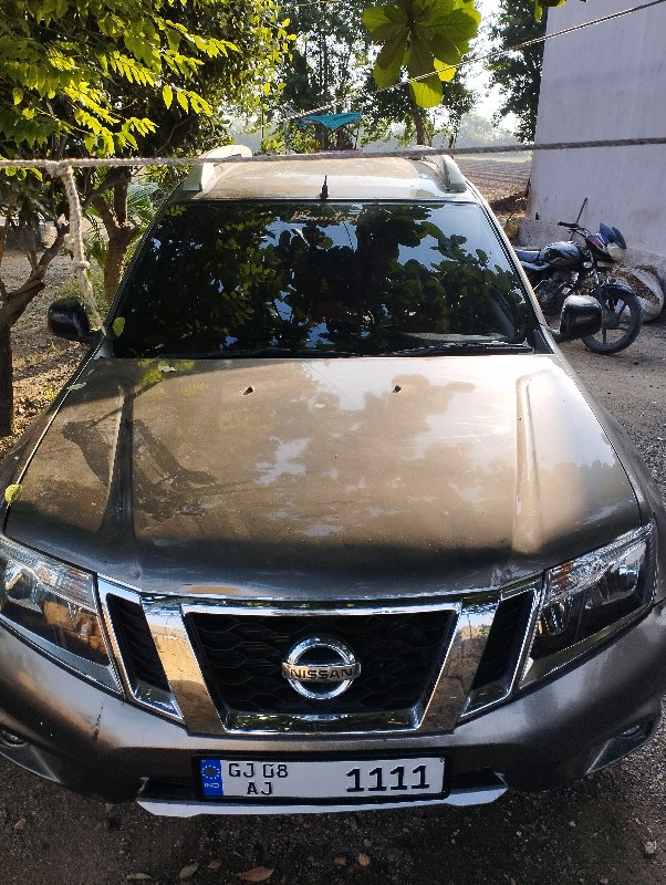 Nissan terrano