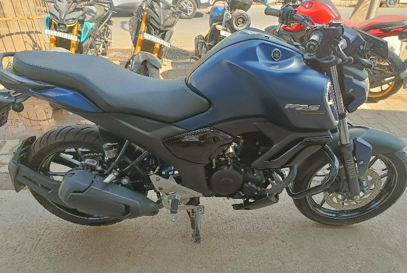 Yamaha FZ-S V.4