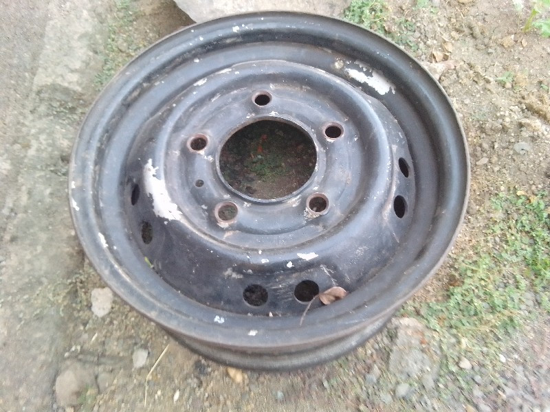 Wheel plate