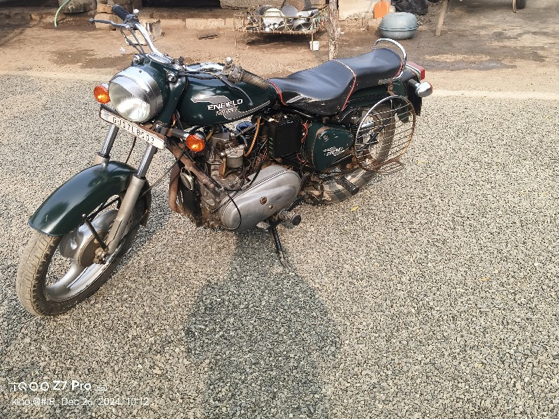 Royal Enfield d...