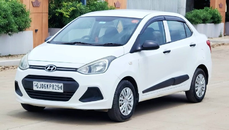 Hyundai xcent g...