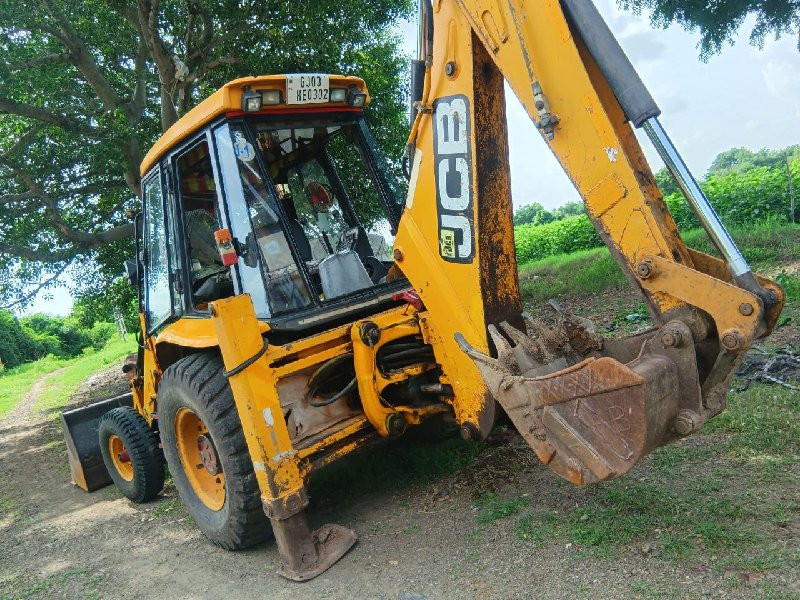 JCB 3DX