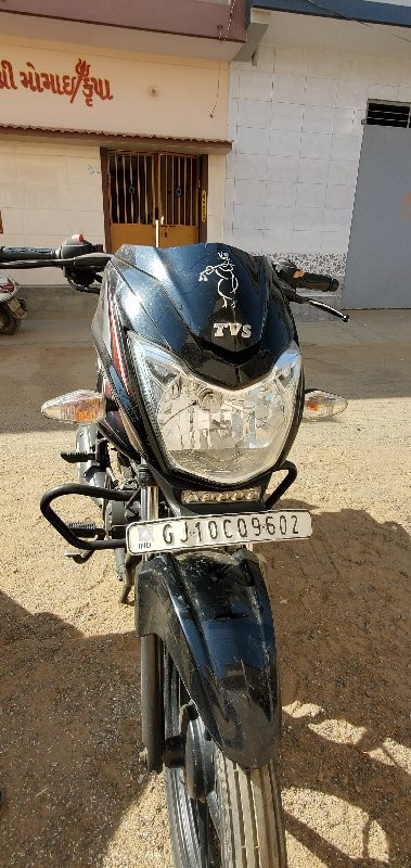 TVS VICTOR BS6