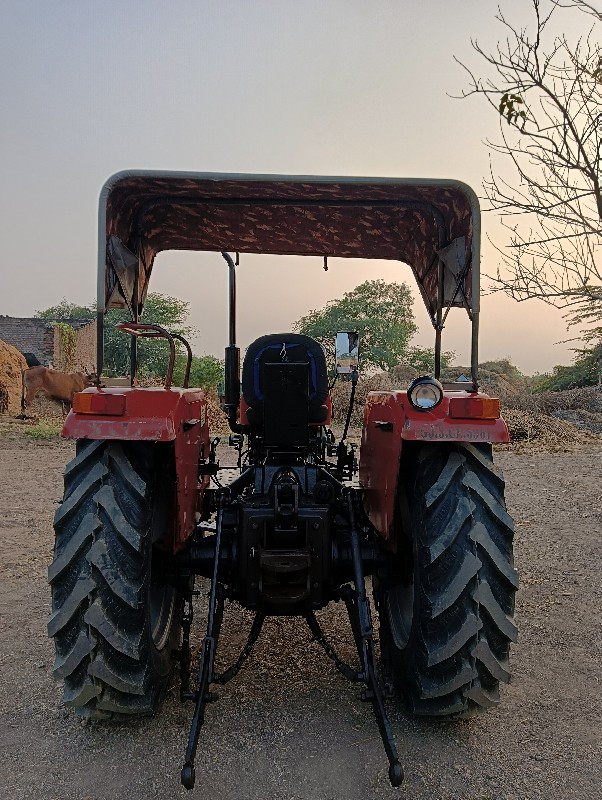 7250 di Massey...