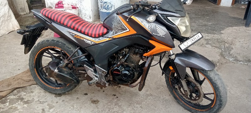 honda hornet ve...