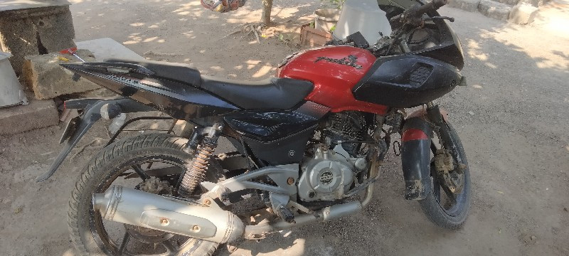 pulsar220