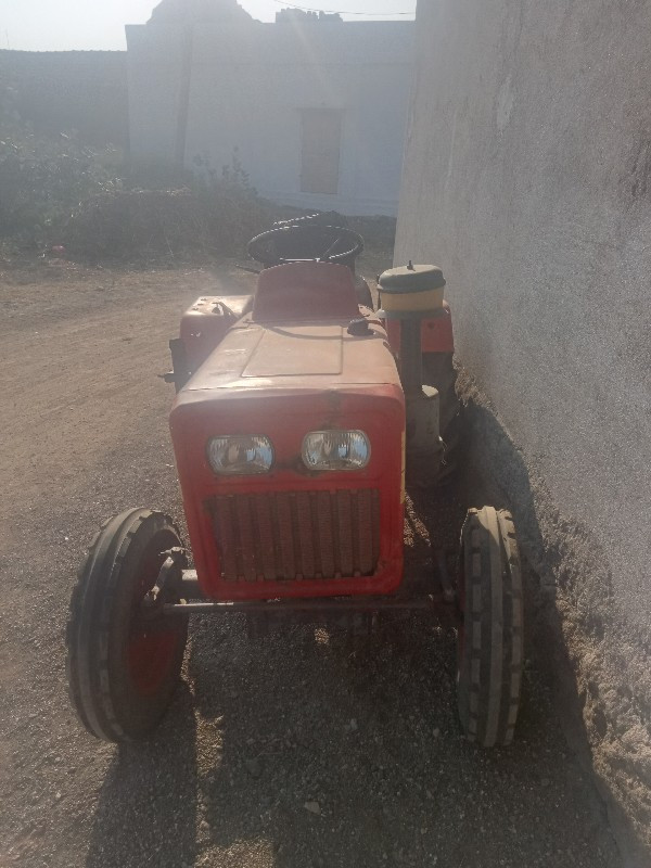 Yuvraj tractor...