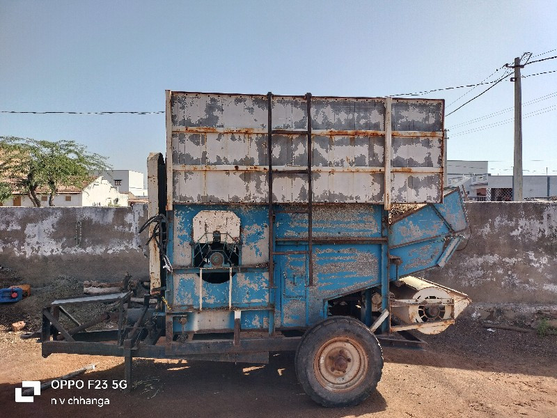 મગફળી નું થેશર...