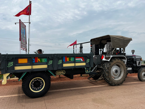 Eicher 380 , ટો...