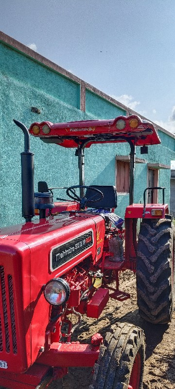 mahindra 585 di...