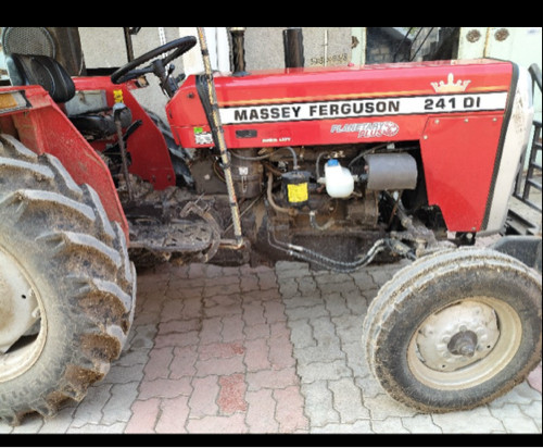 Massey ferguson...