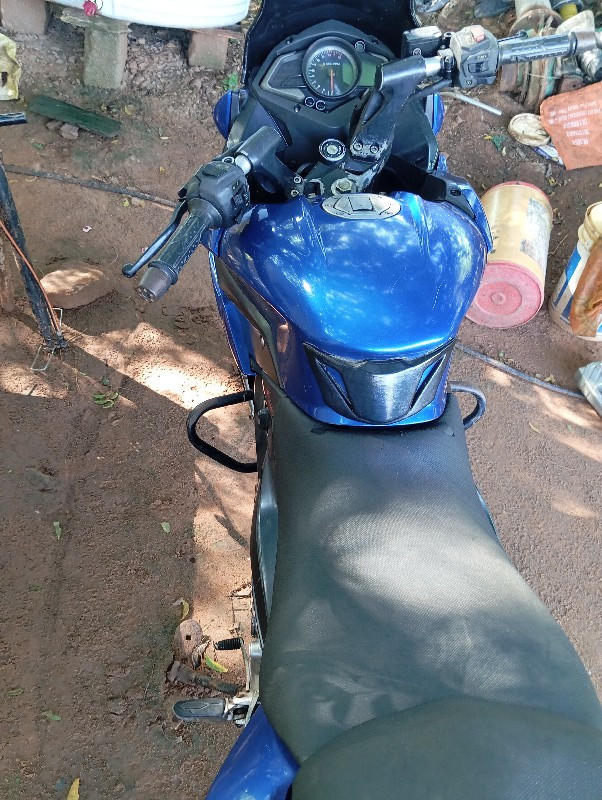 પલ્સર 200cc