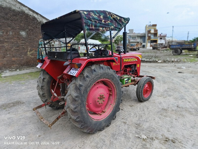 Mahindra 275Di...