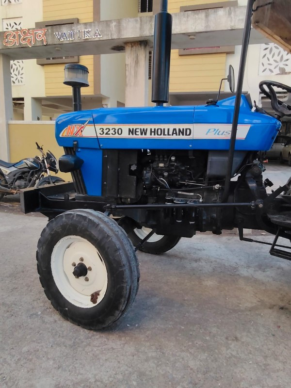 new holland 323...