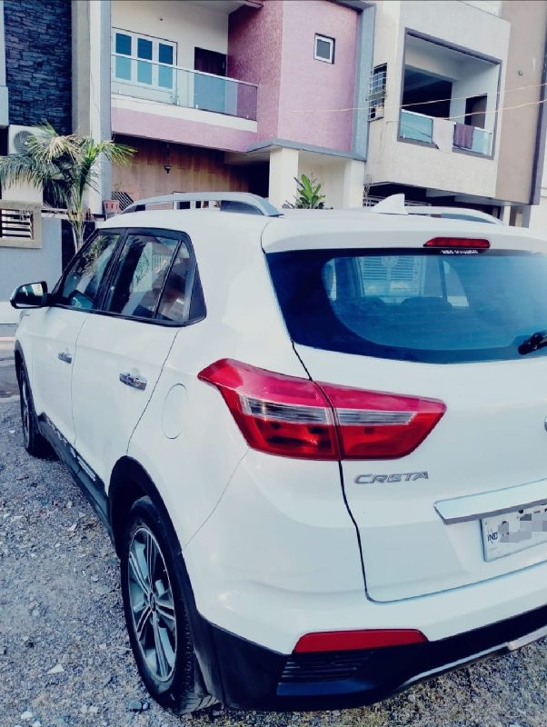 Hyundai creta 2...