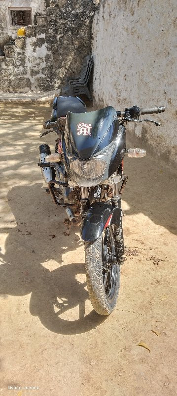 bajaj pulsar 15...