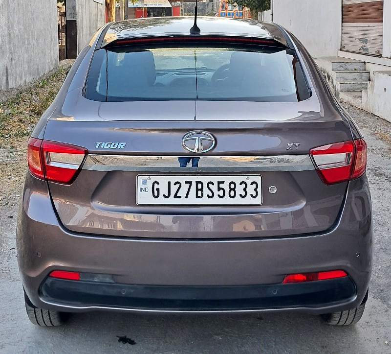 Tata Tigor Xt (...