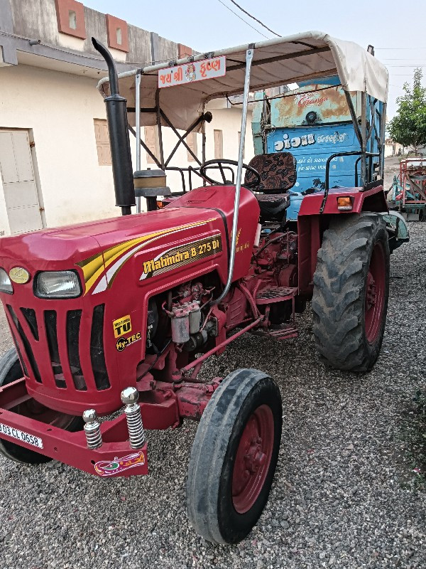 Mahindra 275