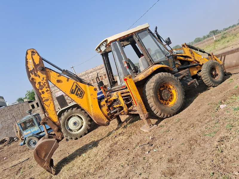 jcb vesvanu che