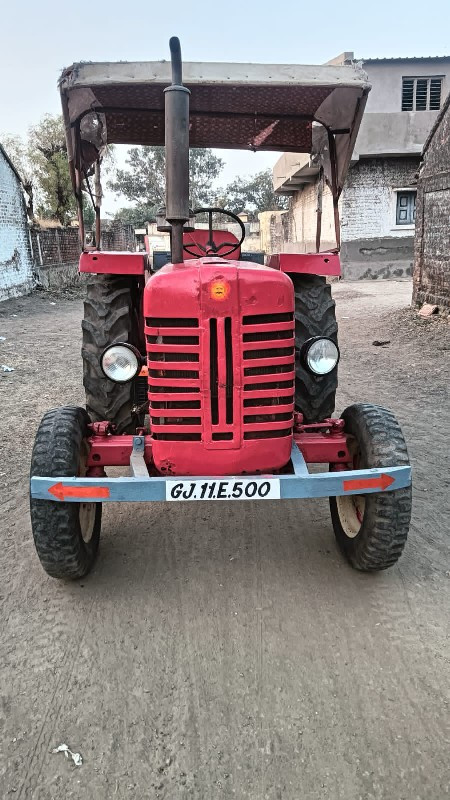 Mahindra 275 di