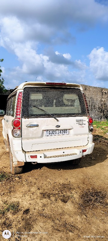 સ્કોર્પીયો વેચવ...