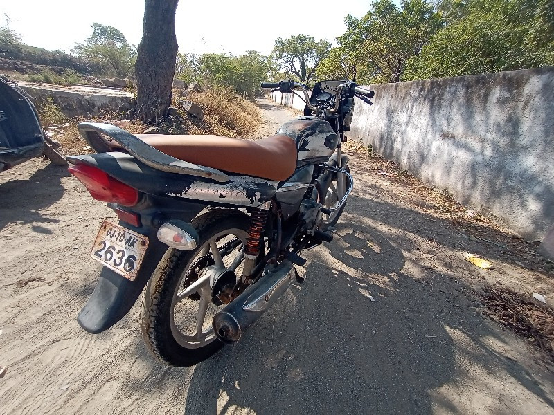 bajaj pletina