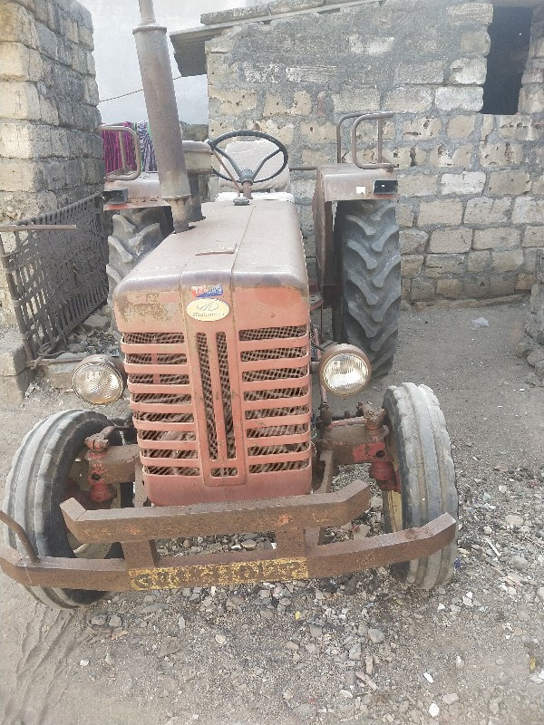 Mahindra 275 di