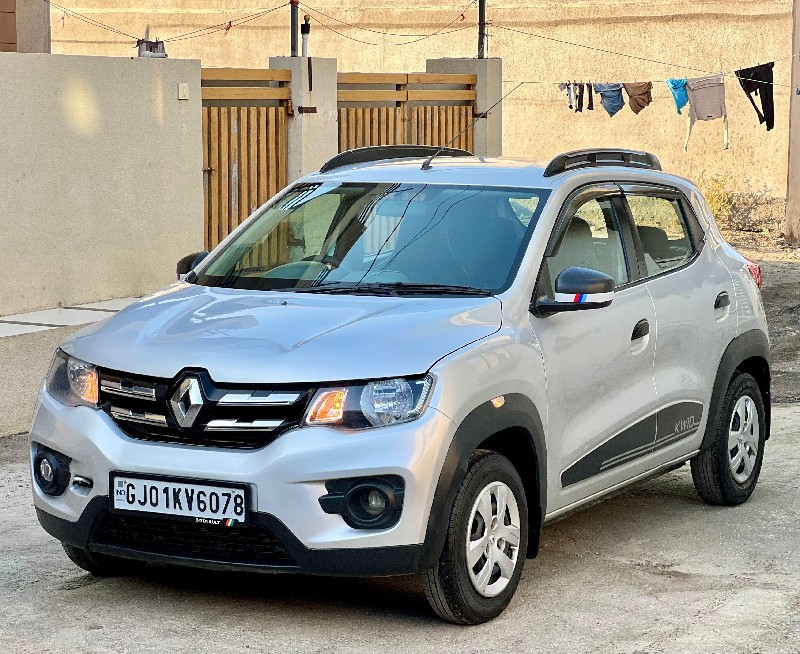 Kwid RXT (O) Pe...