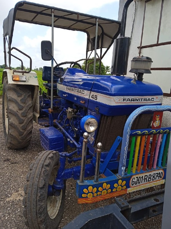 FARMTRAC 45 HP