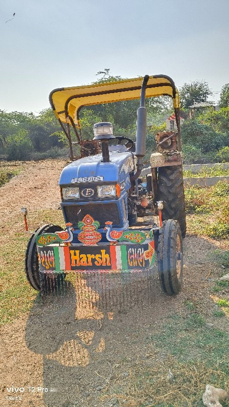 મોડલ ૨૦૧૨ વેચવા...