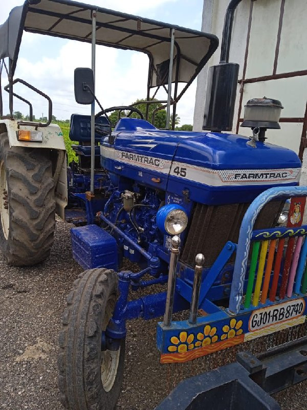 FARMTRAC 45 HP