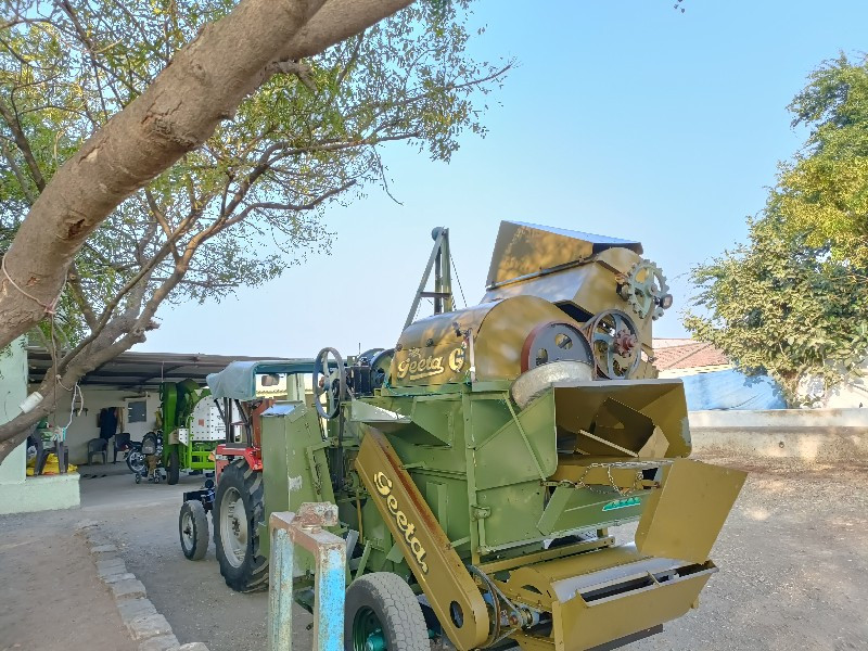 ગીતાનુ થેશર વેચ...