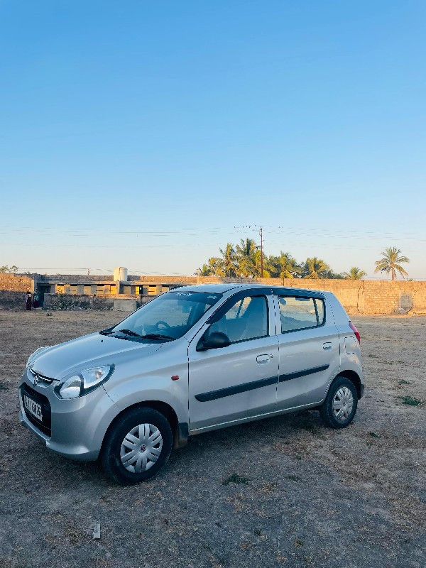 Alto 800 LXI pe...