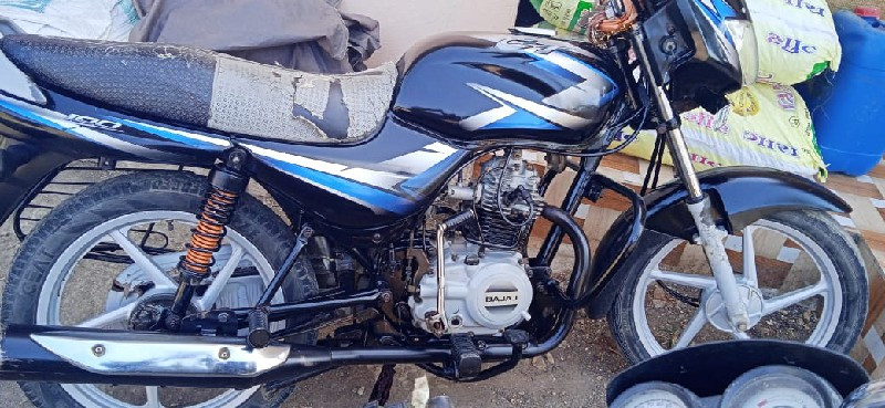 Bajaj ct 100 ci...