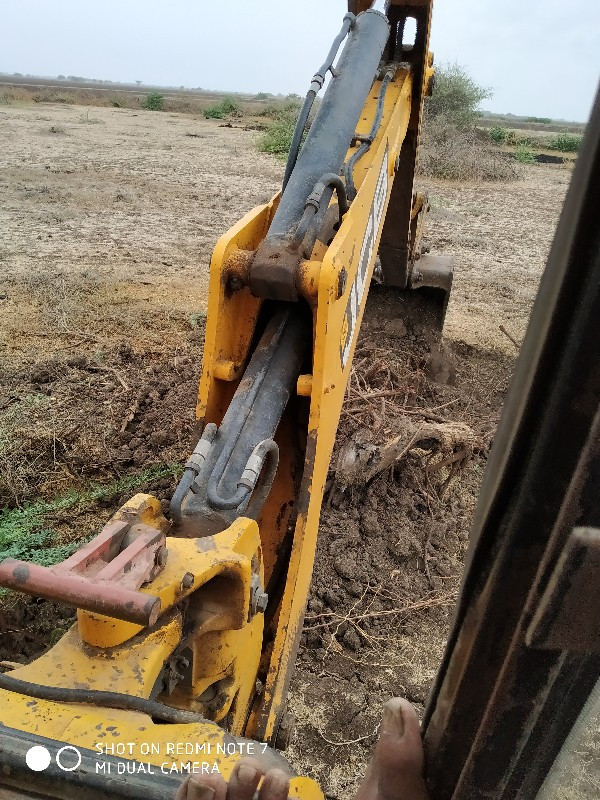 jcb વેચવાનું છે