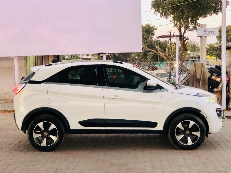 Tata Nexon XZ+...