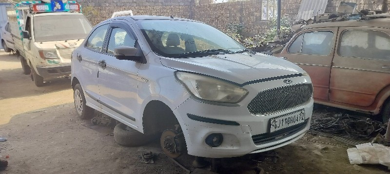 ford figo સ્પાય...