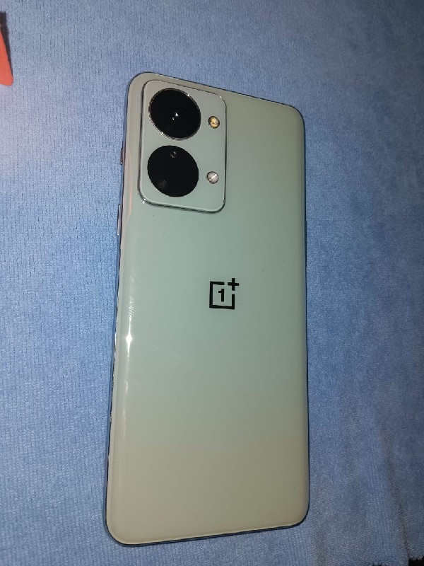 one plus 2t 5g