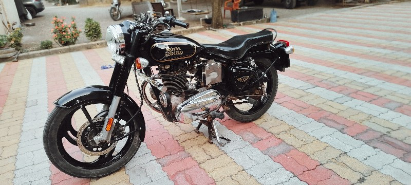 Royal Enfield b...