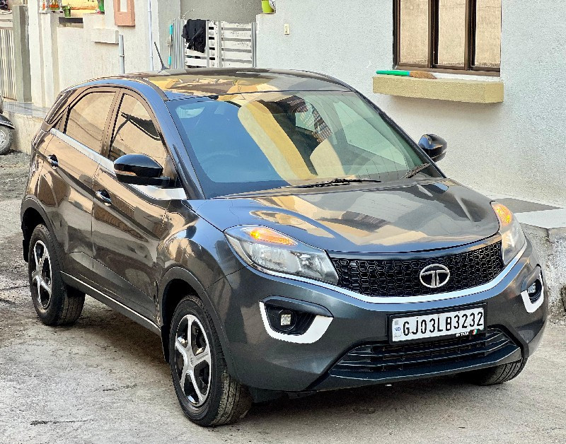 Tata Nexon XM 1...