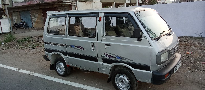 maruti Omni van