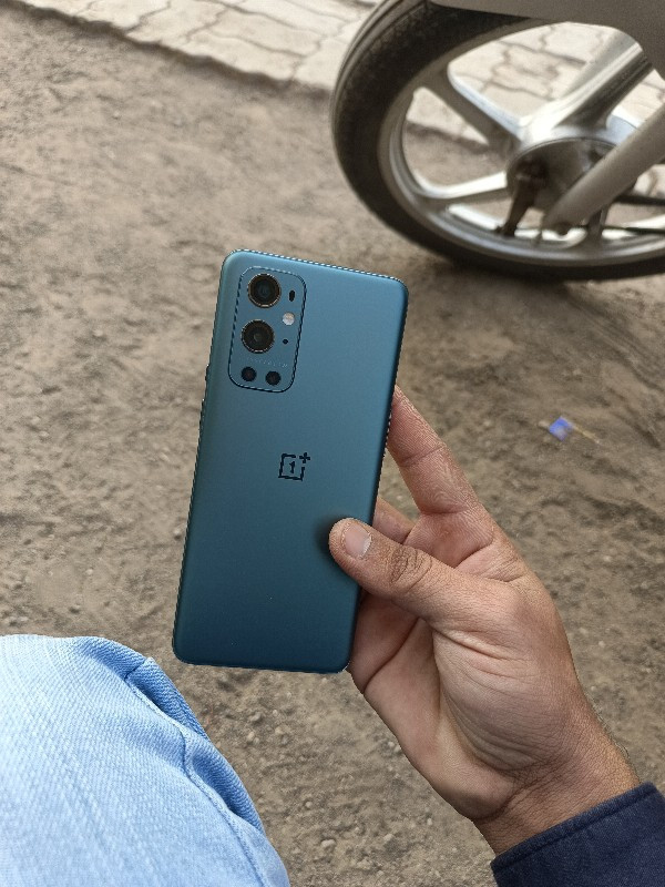 OnePlus 9 pro