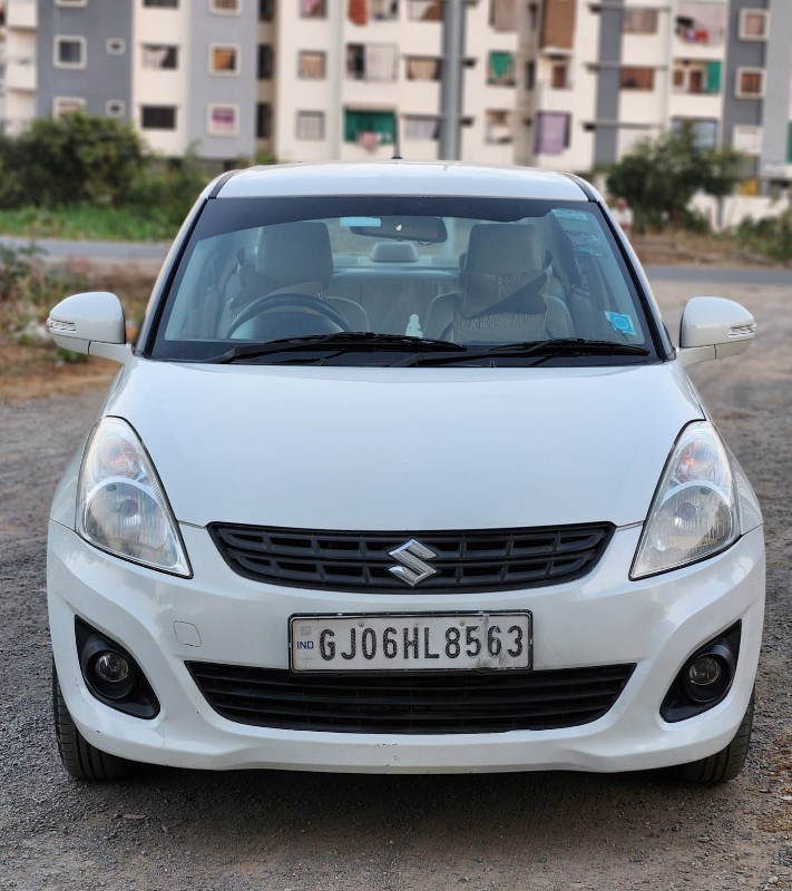 swift dzire Vxi...