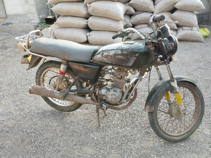 Boksar bajaj