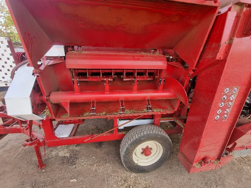 થ્રેશર વેચવાનું છે