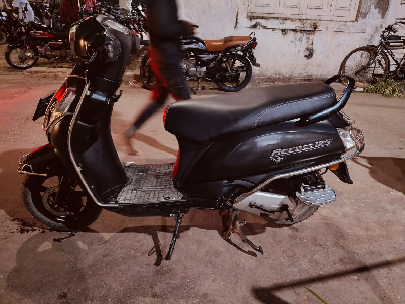 suzuki access