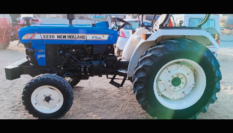 NewHolland 3230...